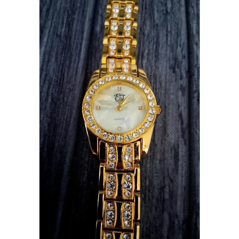 Rare Vintage‎ Elizabeth Taylor Diamond Mother Of Pearl Watch